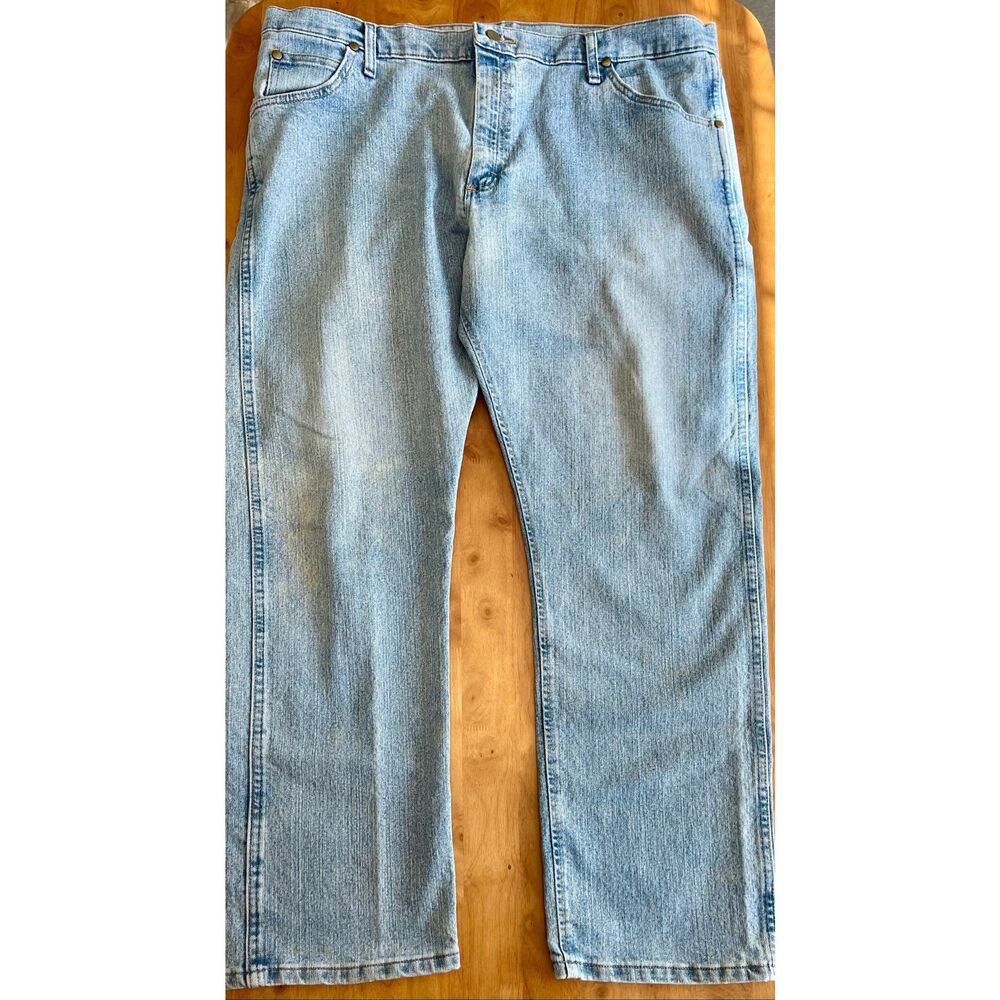 Wrangler Men's Advanced Comfort 47‎ Regular Fit Denim Jeans - Size 40x30 (41x30)